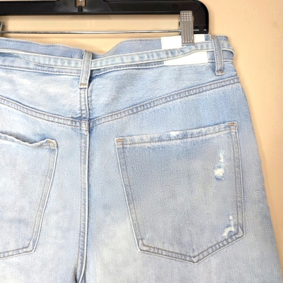 Express  Women's Size 10 90's Baggy Bermuda Shorts Light Blue New No Tag - Picture 4 of 11